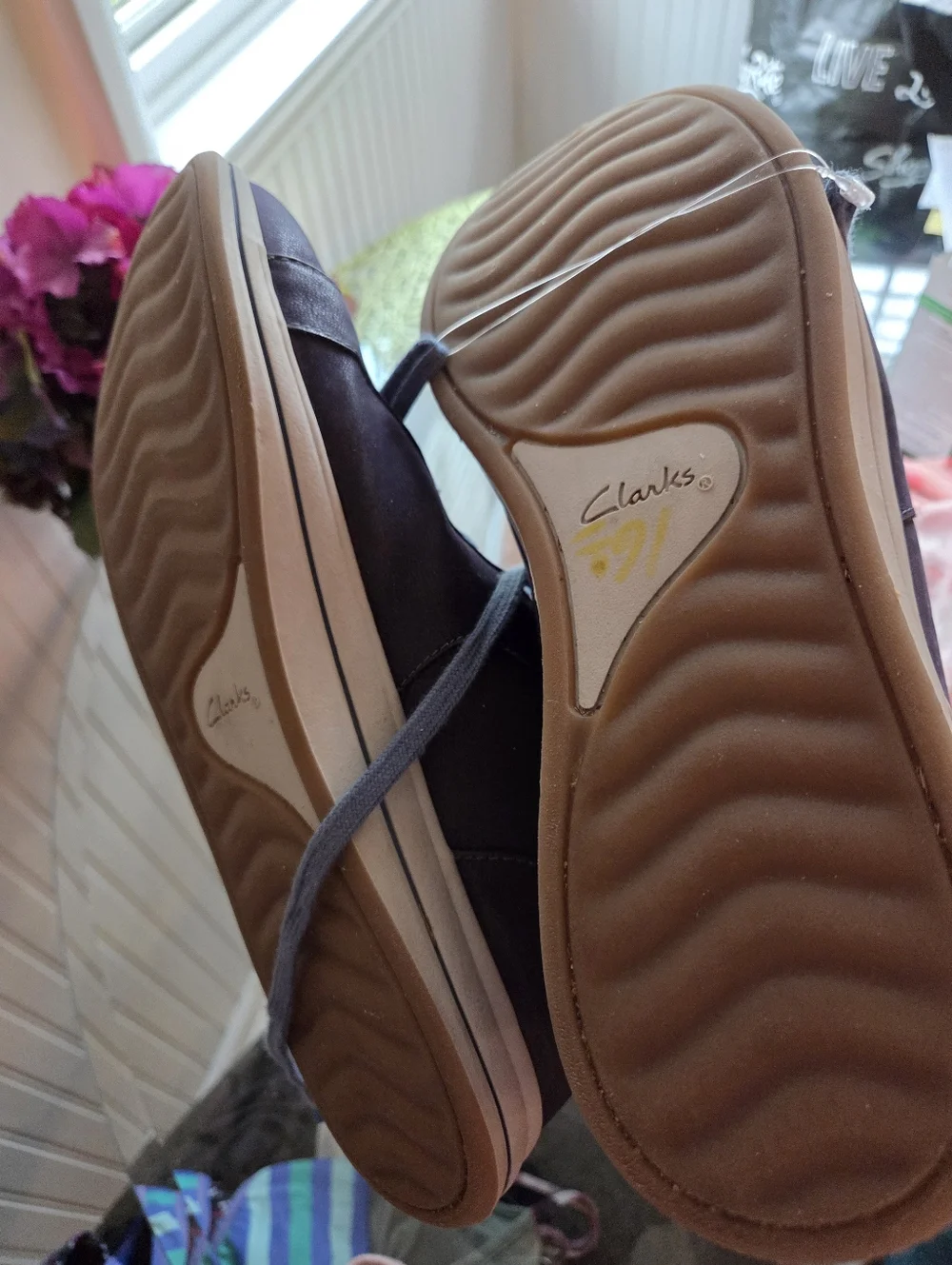 Clarks Cloudsteppers Sneakers 9.5 VERY GOOD - Picture 4 of 5